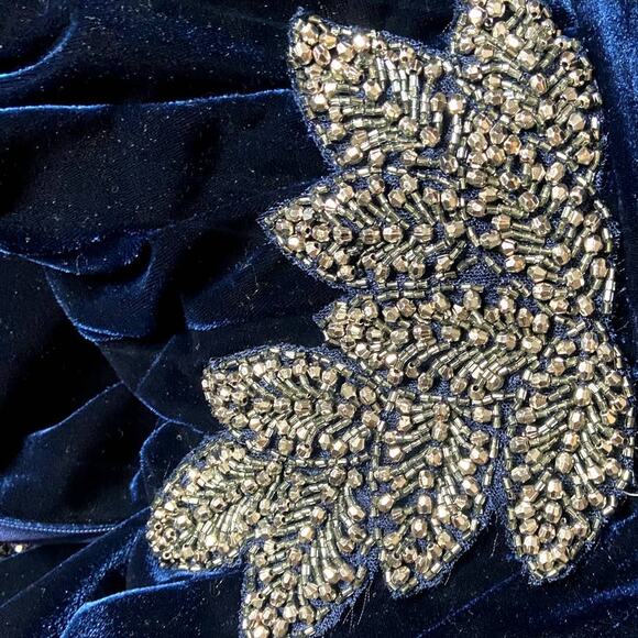 Alex Evenings Blue Velvet Off Shoulder Formal Dress size 10 12 - Picture 6 of 9